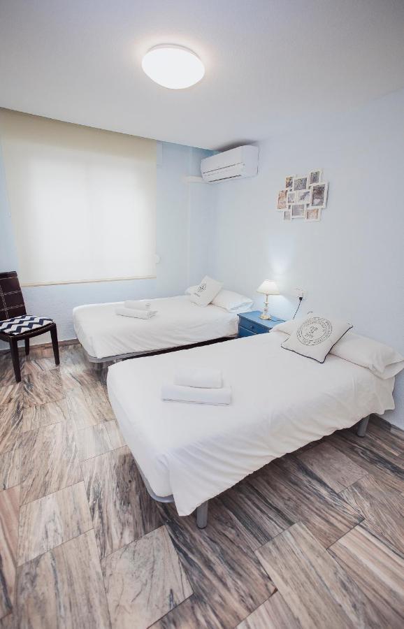 See The Sea - Mirando Al Mar & Aplus Apartamentos Μπένιντορμ Εξωτερικό φωτογραφία